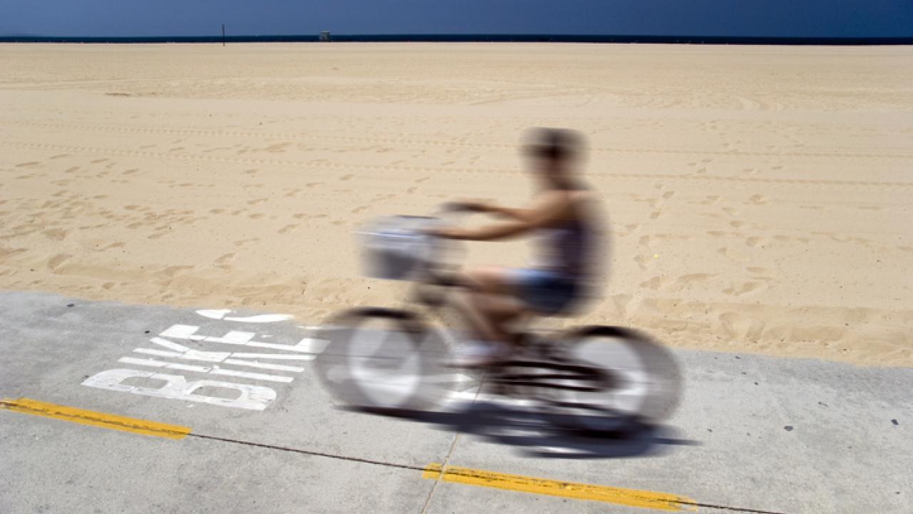 Bike to store the beach 2020